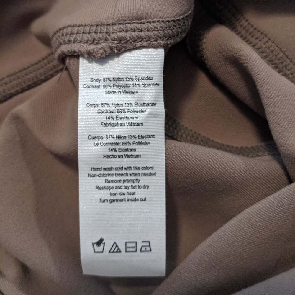 NWOT Alo Yoga Moto Leggings in Olive Branch Sz M - Picture 7 of 7